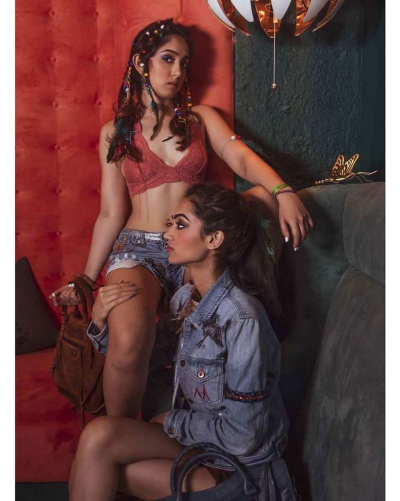 Ira Khan enjoys a huge fan base on social media. Therefore she keeps sharing her sizzling pictures to maintain her followers.