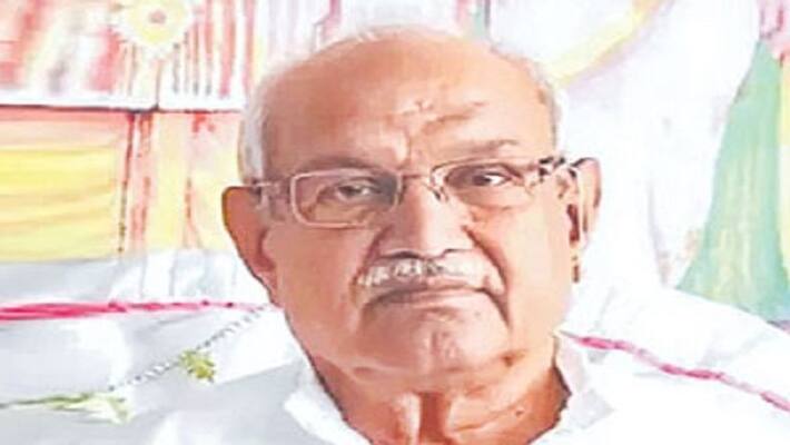 Godman Virendra Dixit accused of confining and sexually assaulting minors Godman Virendra Dixit accused of confining and sexually assaulting minors