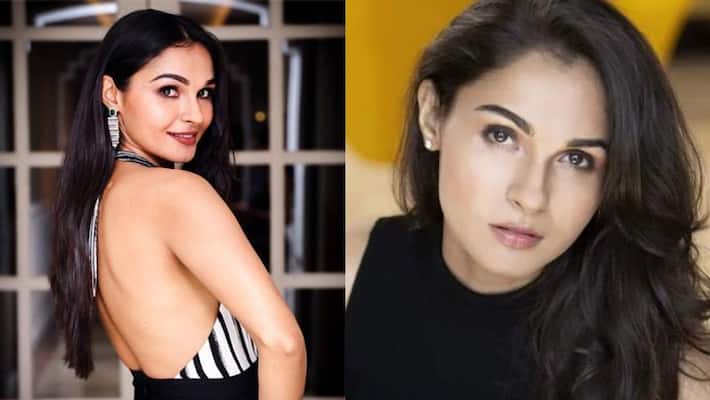 Actress Andrea Doing Live Instagram Concert For Stay at home Fans Actress Andrea Doing Live Instagram Concert For Stay at home Fans