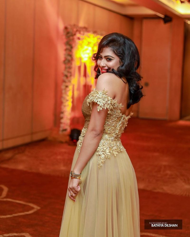 Srilankan Actress Piumi Hansamali Hot Photo shoot