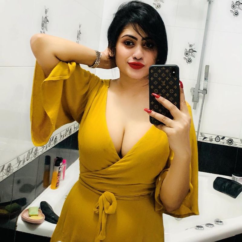Srilankan Actress Piumi Hansamali Hot Photo shoot