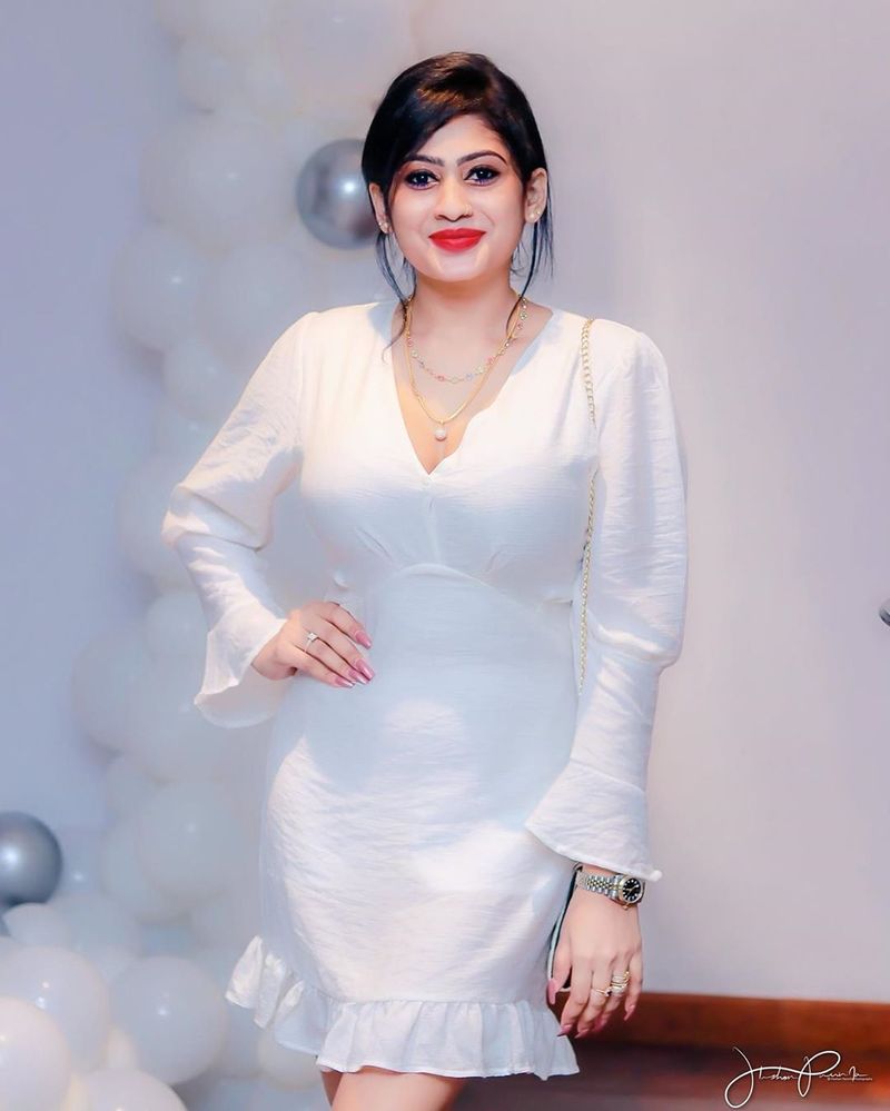 Srilankan Actress Piumi Hansamali Hot Photo shoot
