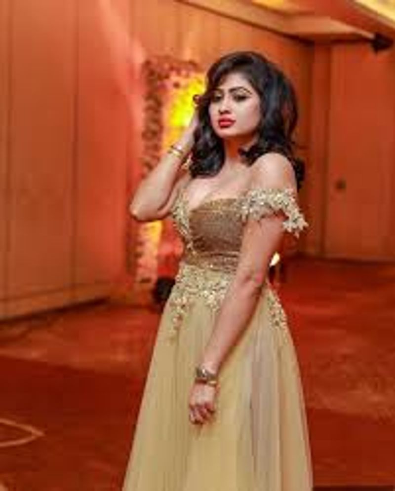 Srilankan Actress Piumi Hansamali Hot Photo shoot
