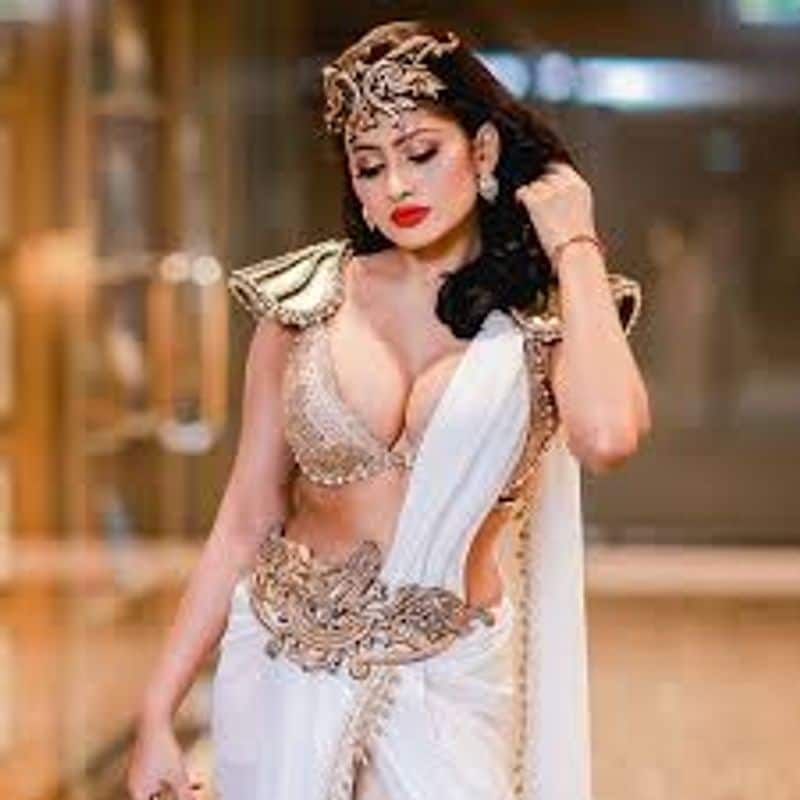 Srilankan Actress Piumi Hansamali Hot Photo shoot