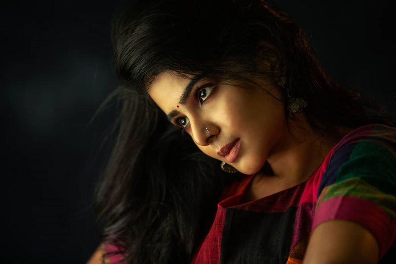 pavithralakshmi chill photo shoot
