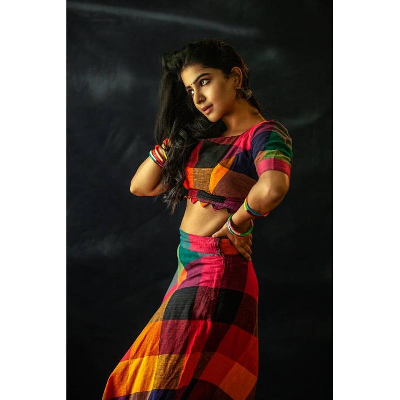 pavithralakshmi chill photo shoot