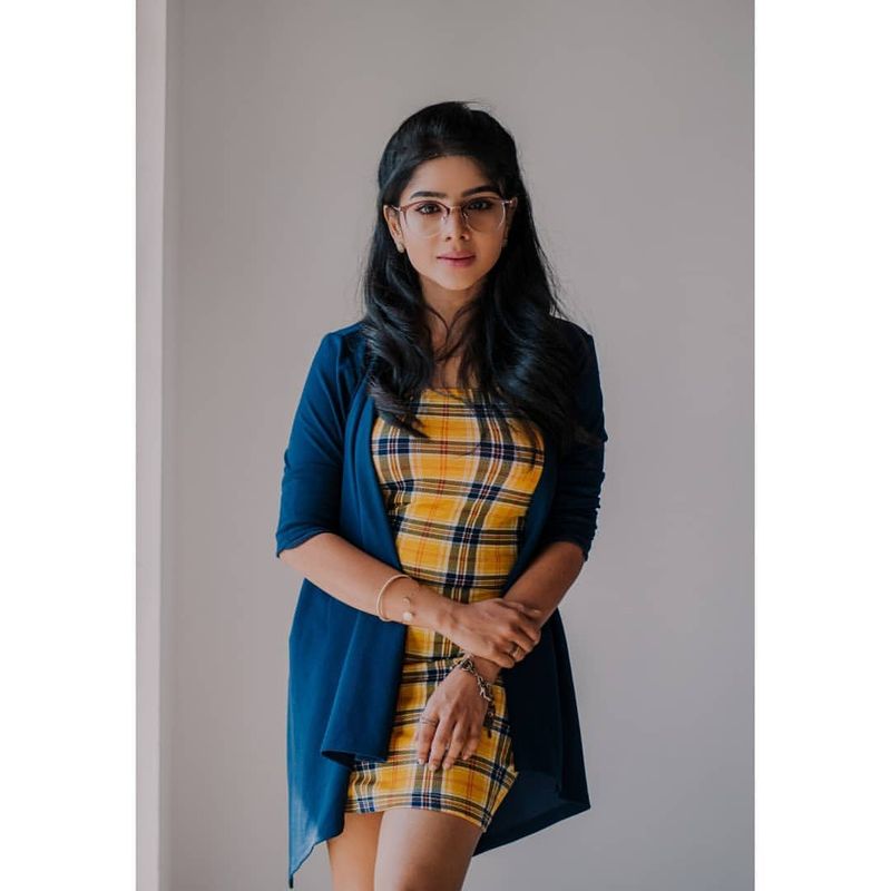 pavithralakshmi chill photo shoot