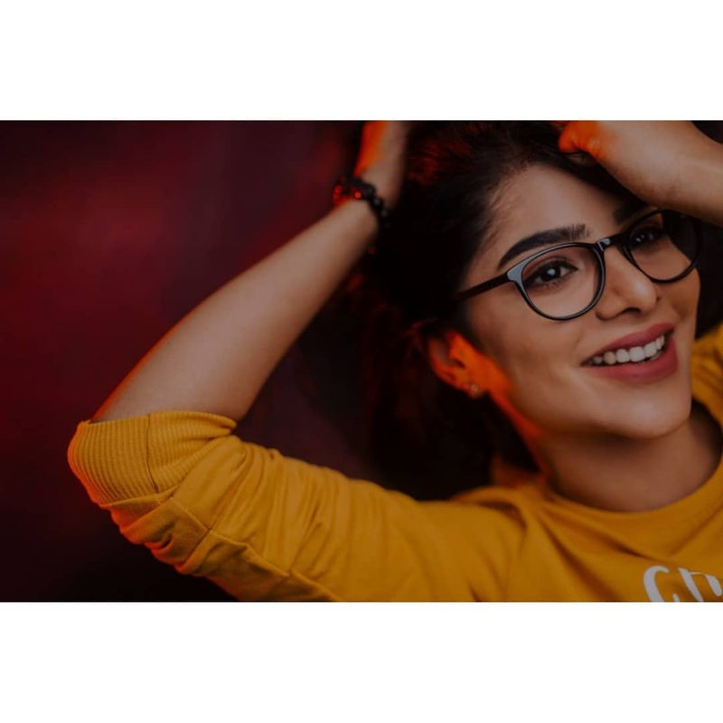 pavithralakshmi chill photo shoot
