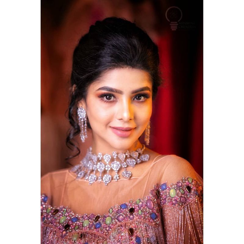pavithralakshmi chill photo shoot