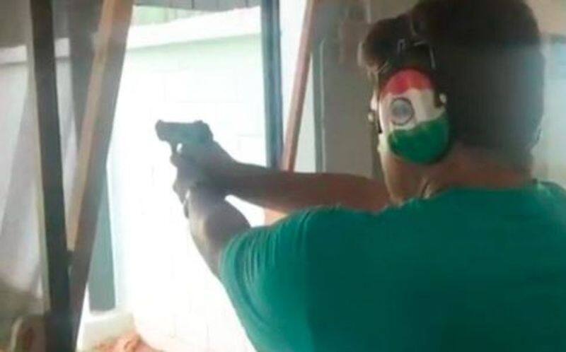 ajith gun shooting new photo goes viral
