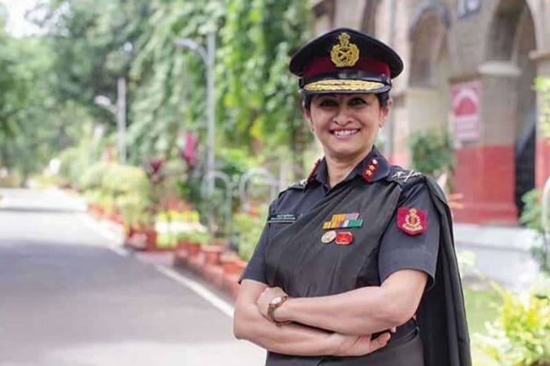 माधुरी सशस्त्र बलों की पहली महिला बाल रोग विशेषज्ञ हैं, जिन्हें लेफ्टिनेंट जनर के पद पर चुना गया है।