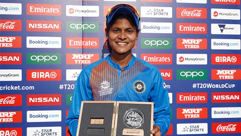 श्रीलंका के खिलाफ आखिरी लीग मैच में राधा ने 4 विकेट लेकर विपक्षी टीम की कमर तोड़ दी। इस मैच में भारत ने बड़ी आसानी से जीत दर्ज की।