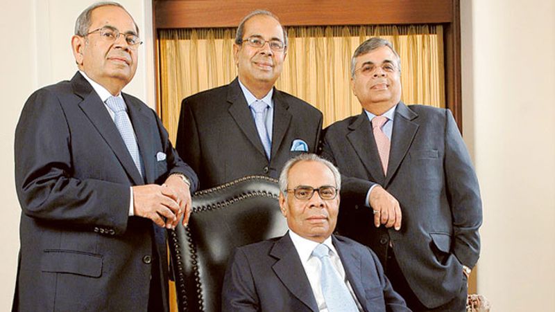 Mukesh Ambani earns 7crore in 1 hour ranked India No1 and 9th richest businessman in the world kpm