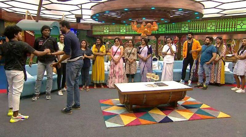 one more contestant evicted from bigg boss seson 2