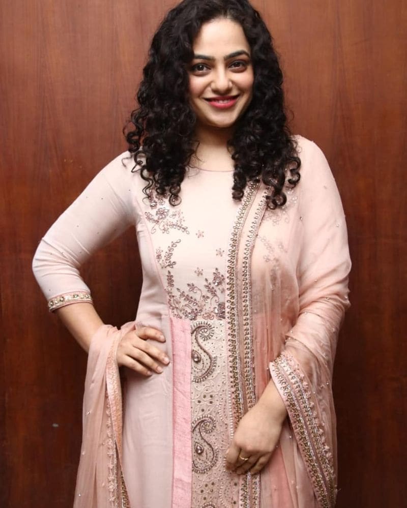(photos courtesy: instagram)నిత్యా స్మైల్ కె చాలా మంది అభిమానులు ఉన్నారు.