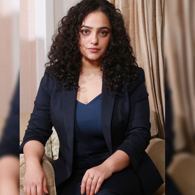 (photos courtesy: instagram) ఇష్క్ సినిమాతో ఈ బ్యూటీకి ఫ్యాన్ ఫాలోయింగ్ గట్టిగానే పెరిగింది. అమ్మడు సినిమాలో నటించడానికి ఒప్పుకుంది అంటే ఆ సినిమాలో ఎంతో కొంత స్పెషల్ ఉంటుందని చెప్పవచ్చు.