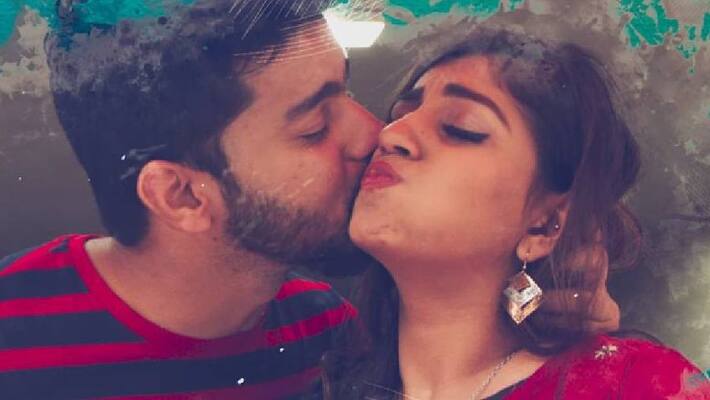 Ivan Than Uthaman Nagarathey Lyric Video Released With Mahat and Yashika Romantic Scene Ivan Than Uthaman Nagarathey Lyric Video Released With Mahat and Yashika Romantic Scene