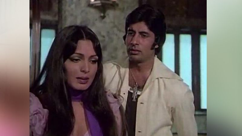তিনি সবসময় মনে মনে ভাবছেন কেউ তাকে মেরে ফেলতে চায়। এমনকী সবসময়েই কিছু না কিছু নিয়ে তিনি ভেবেই যেতেন। পারভিনের অবস্থা ধীরে ধীরে এতটাই খারাপ হয়ে যাচ্ছিল যে একসময়ে তাকে ঘরে আটকে পর্যন্ত রাখা হয়েছিল।