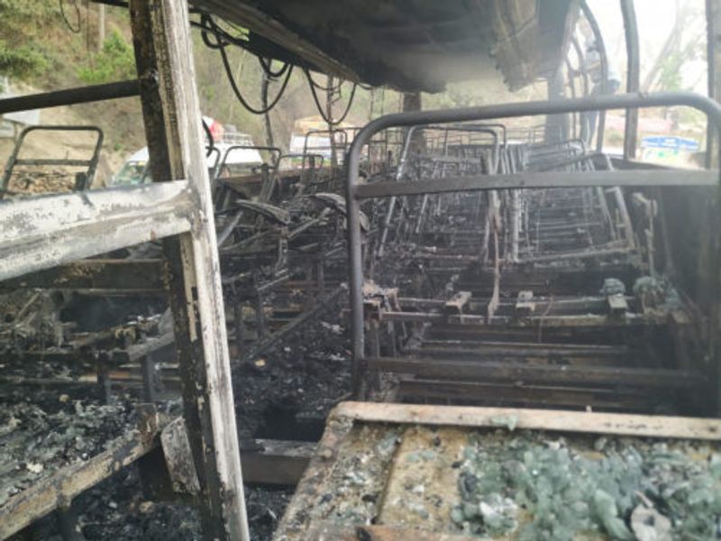 16 yr adithya k saved 20 Lives from burning bus shared full horrible incident kpt