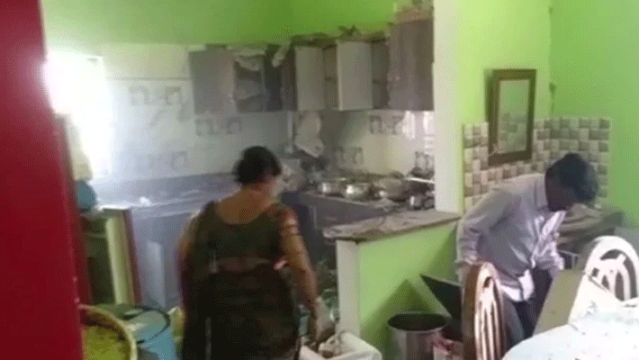 wedding gift exploded killed groom and wife Injured kpr