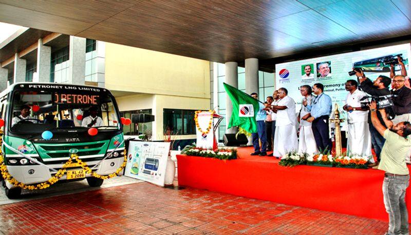 Indias first Tata LNG Star bus for Kerala and Gujarat