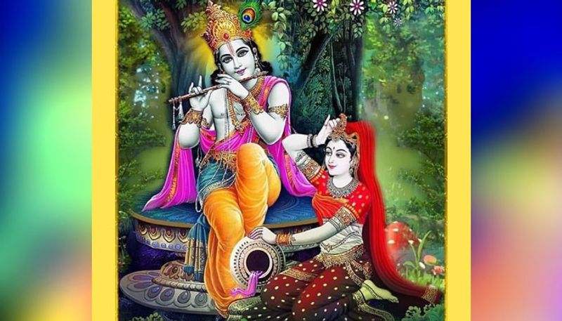 এই বছর দোল পূর্ণিমা বাংলার ২৫ ফাল্গুন ১৪২৬, ইংরেজির ৯ মার্চ ২০২০ সোমবার পালিত হবে। দোল পূর্ণিমা তিথির শুরু রবিবার রাত্রি ২টো ৩ মিনিটে, পূর্ণিমা উপবাস পালন। দোল পূর্ণিমা তিথি শেষ বাংলার ২৬ ফাল্গুন ১৪২৬, ইংরেজির ১০ মার্চ ২০২০ মঙ্গলবার। উত্তর ভারতে হোলি উৎসবটি বাংলার দোলযাত্রার পরদিন পালিত হয়।