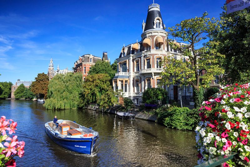 Avoid These 4 Mistakes On Honeymoon to make it memorable
