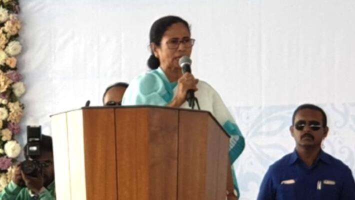 Mamata Banerjee announces karmasathi program before municipal election Mamata Banerjee announces karmasathi program before municipal election