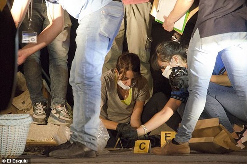 Boy killed his girlfriend and trying to burn her body on a grill KPP