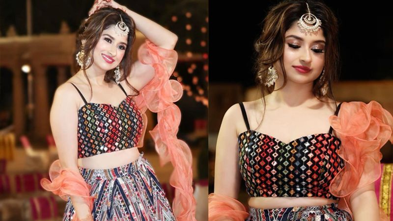 Bigg Boss 12 Saba Somi Khan Sister Marriage Deepak Thakur Attend Ceremony KPJ