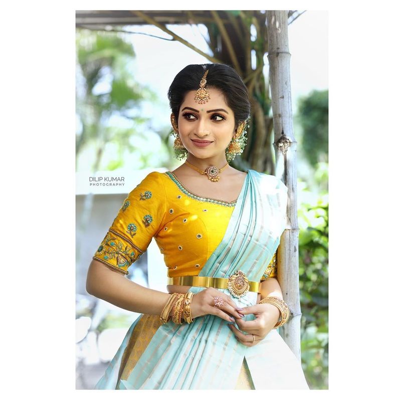 ஆண்களை ரசிக்க வைக்கும் அழகி