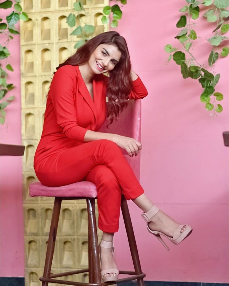 AnveshiJain hot spicy stills
