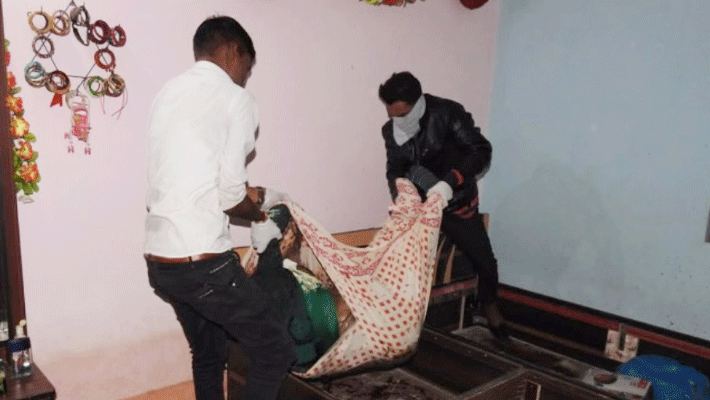 maharashtra news husband wife murdered daughter and then hanged themselves kpr maharashtra news husband wife murdered daughter and then hanged themselves kpr