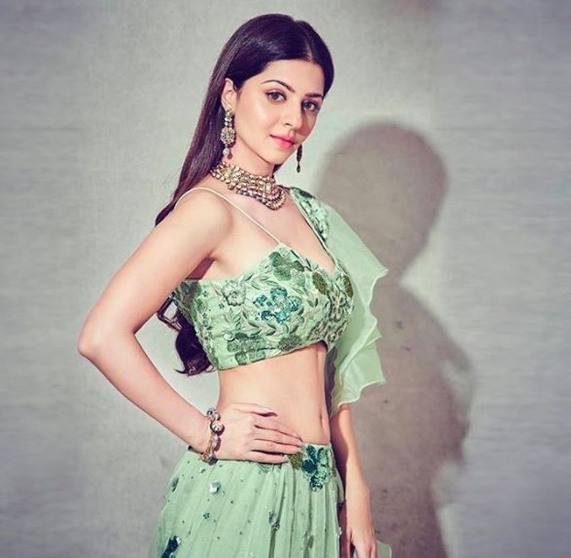 Actress Vedhika latest photo gallery