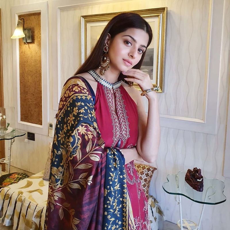 Actress Vedhika latest photo gallery
