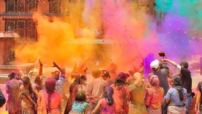 Holi symbolizes the victory of good over evil, many interesting stories are related to this festival KPI Holi symbolizes the victory of good over evil, many interesting stories are related to this festival KPI