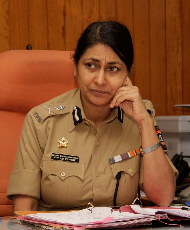 womens day 2020 supercop ips meera borwankar expose human trafficking save girls kpt
