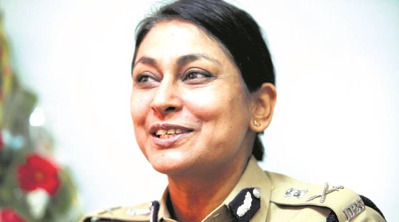 womens day 2020 supercop ips meera borwankar expose human trafficking save girls kpt