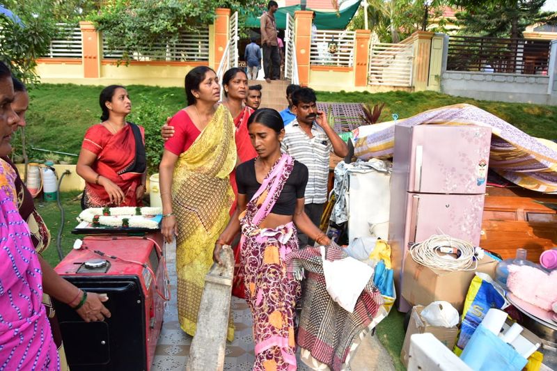 Photos of Demolition of Virupapuragadde Resorts