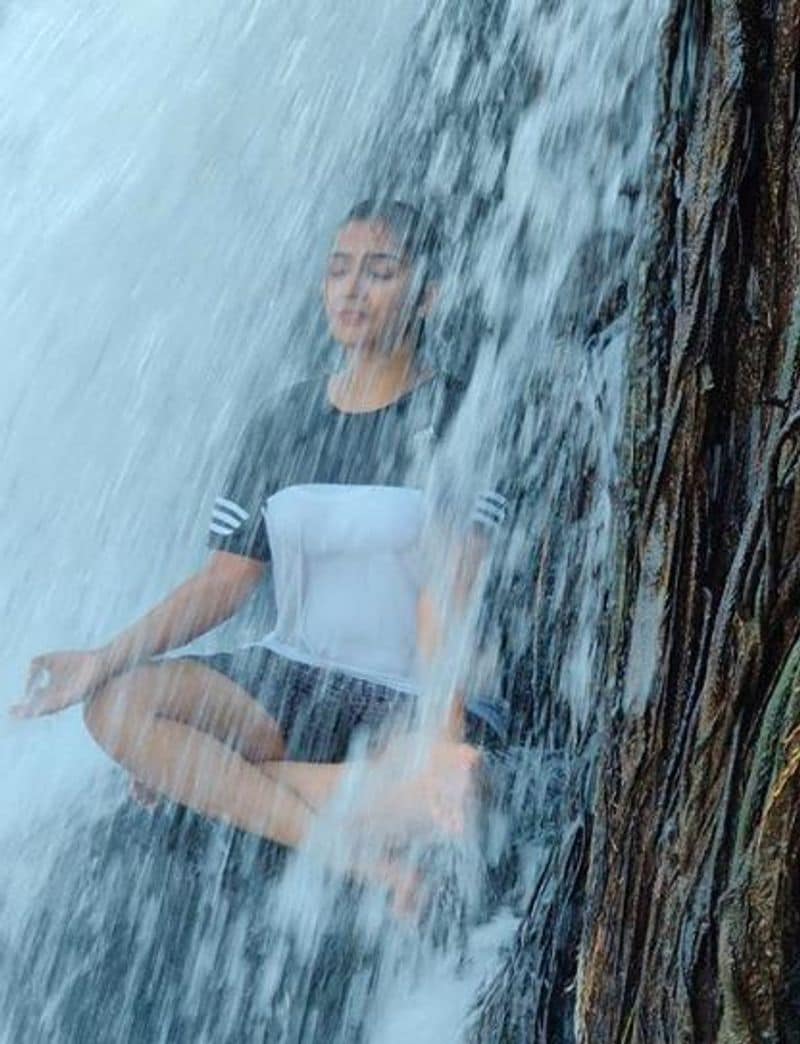 Actress Aditi Ravi Photo Gallery