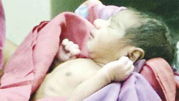 newborn baby found near roadside newborn baby found near roadside