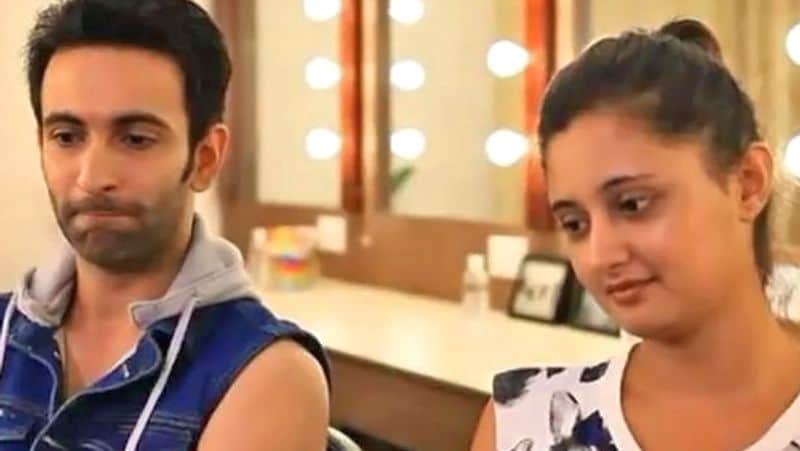 Rashmi Desai Meet her Iranian Fan and Look Her Reaction on Corona Virus KPG