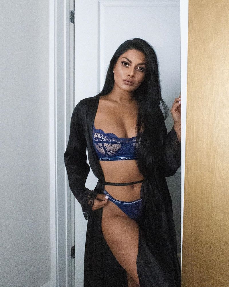Chandrika Ravi