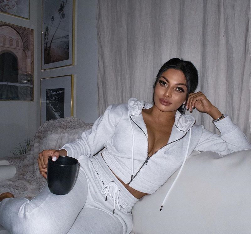 Chandrika Ravi
