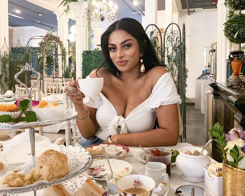Chandrika Ravi