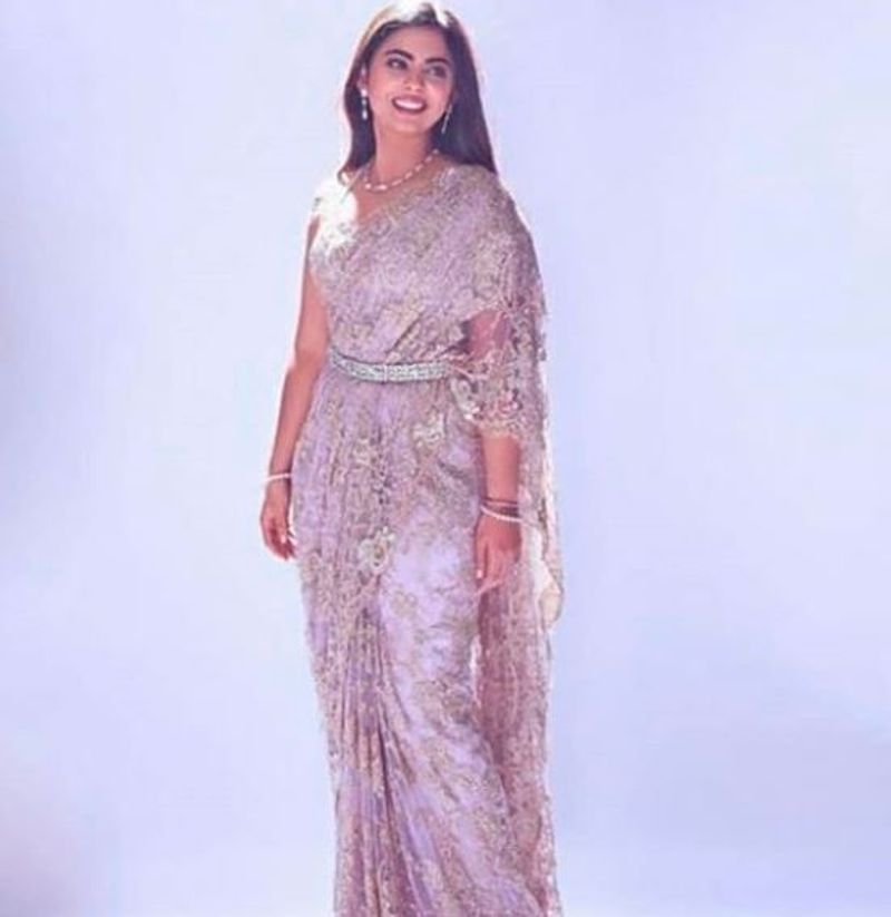 Isha Ambani Photo Gallery