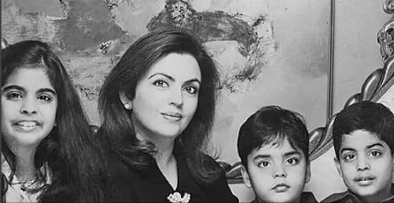 Isha Ambani Photo Gallery