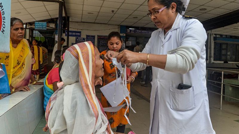 28 patients Infected to Corona Virus, Show fearing from school to Parliament kps