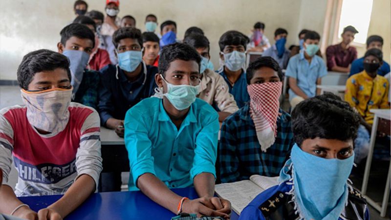 28 patients Infected to Corona Virus, Show fearing from school to Parliament kps