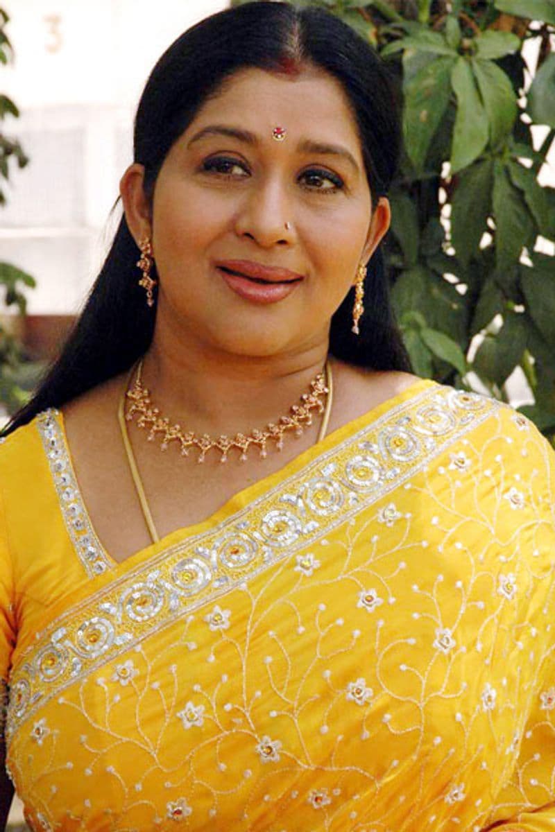 Actress Kavitha Sensational comments on Megastar Chiranjeevi